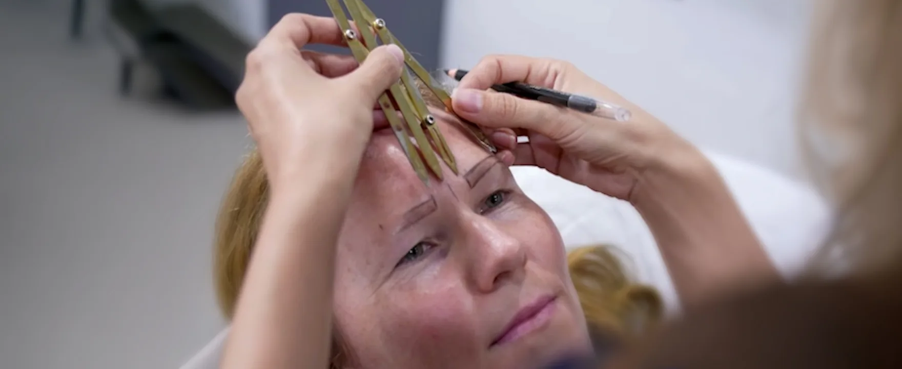 Eyebrow Transplant